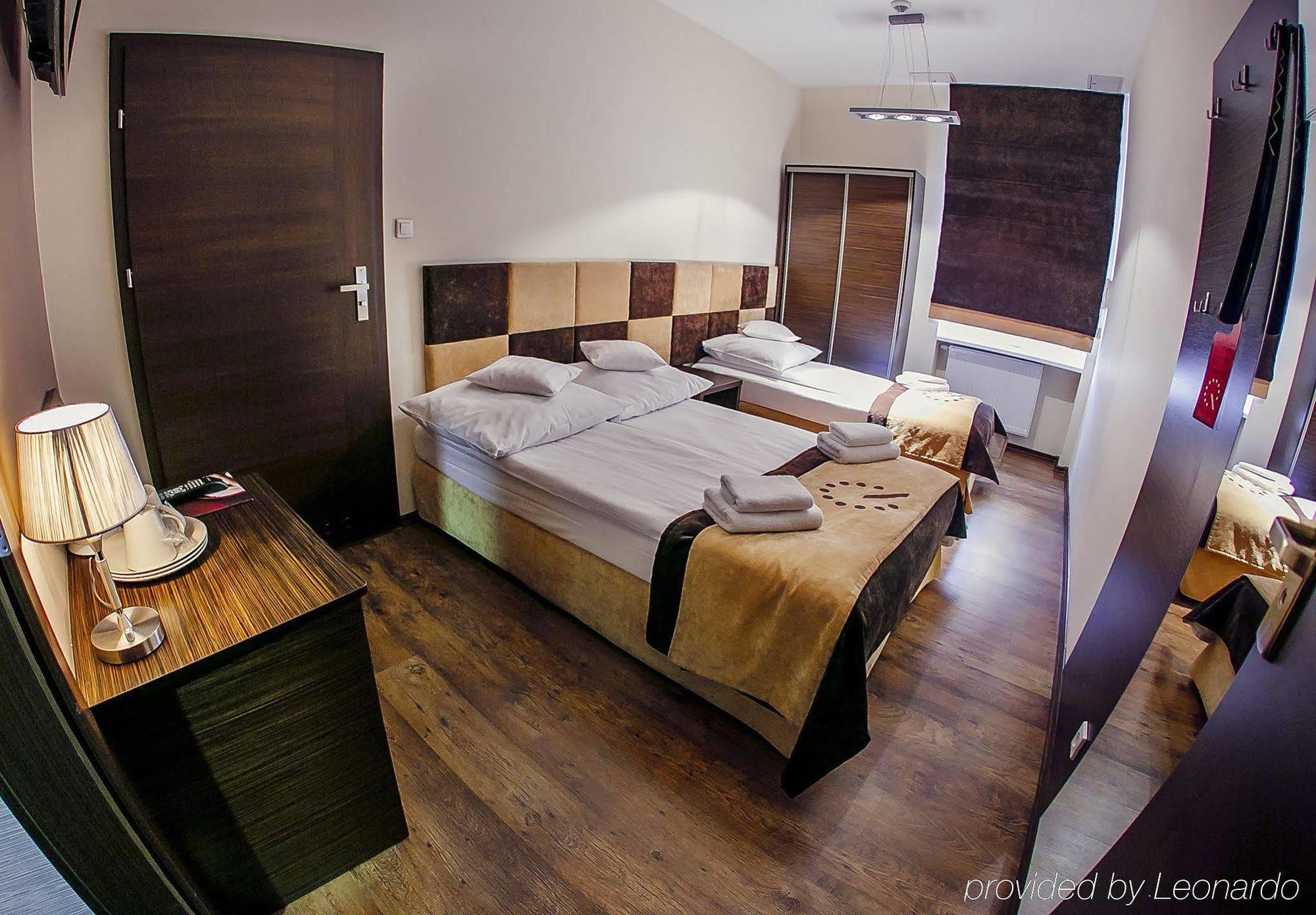 Boutique Hotel'S II Rewolucji วูดช์ ภายนอก รูปภาพ