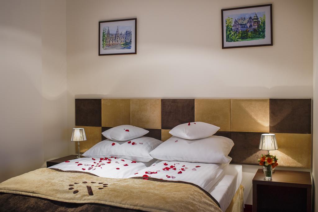 Boutique Hotel'S II Rewolucji วูดช์ ภายนอก รูปภาพ