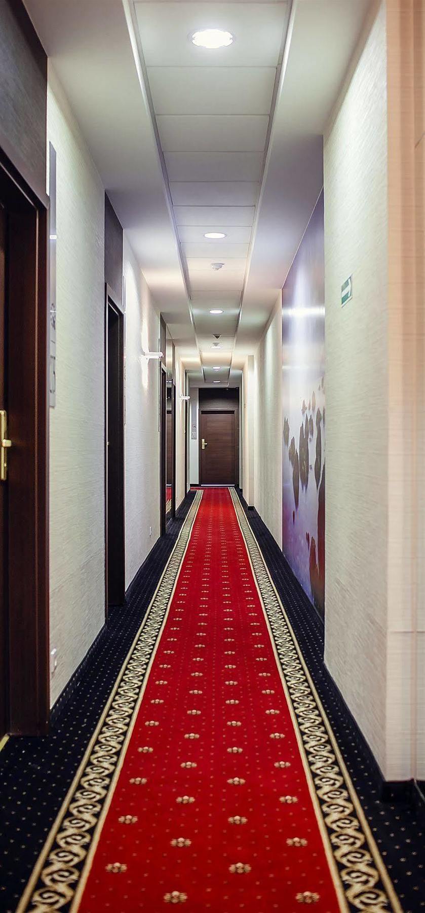 Boutique Hotel'S II Rewolucji วูดช์ ภายนอก รูปภาพ