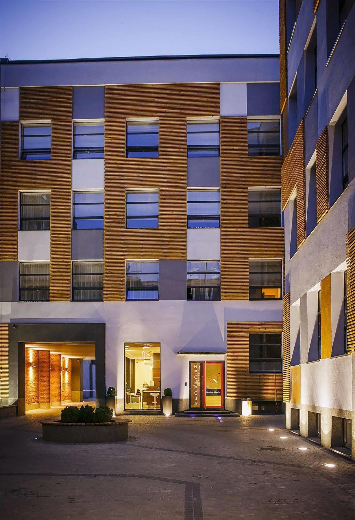 Boutique Hotel'S II Rewolucji วูดช์ ภายนอก รูปภาพ