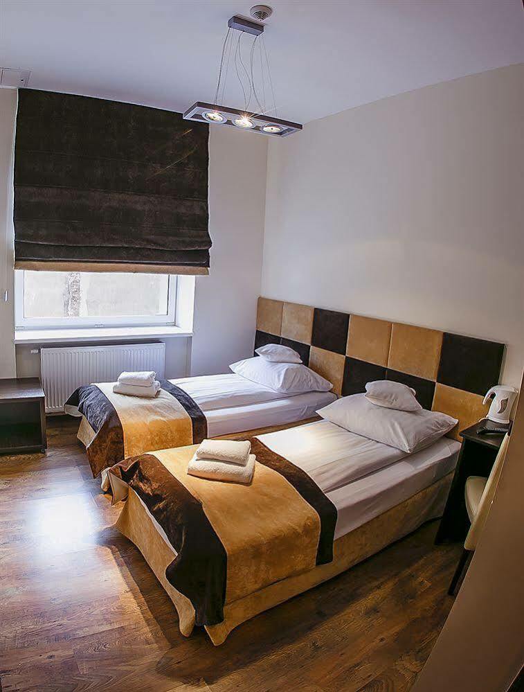 Boutique Hotel'S II Rewolucji วูดช์ ภายนอก รูปภาพ